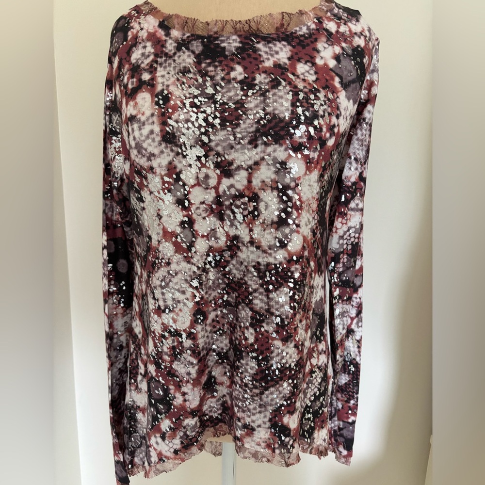 Multicolor Metallic Silver Long Sleeve Top; High-Low; Lace hem & Back; Women’s M